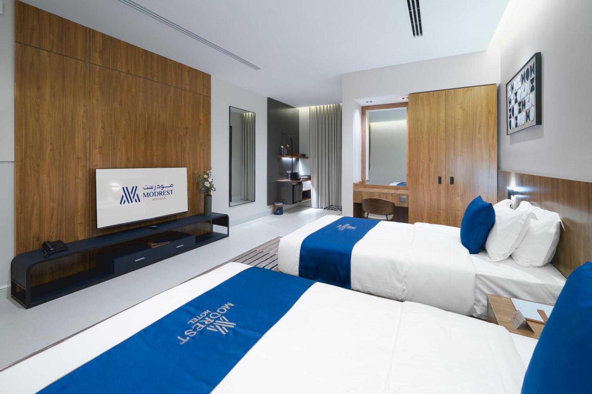 Modrest Hotel 4*